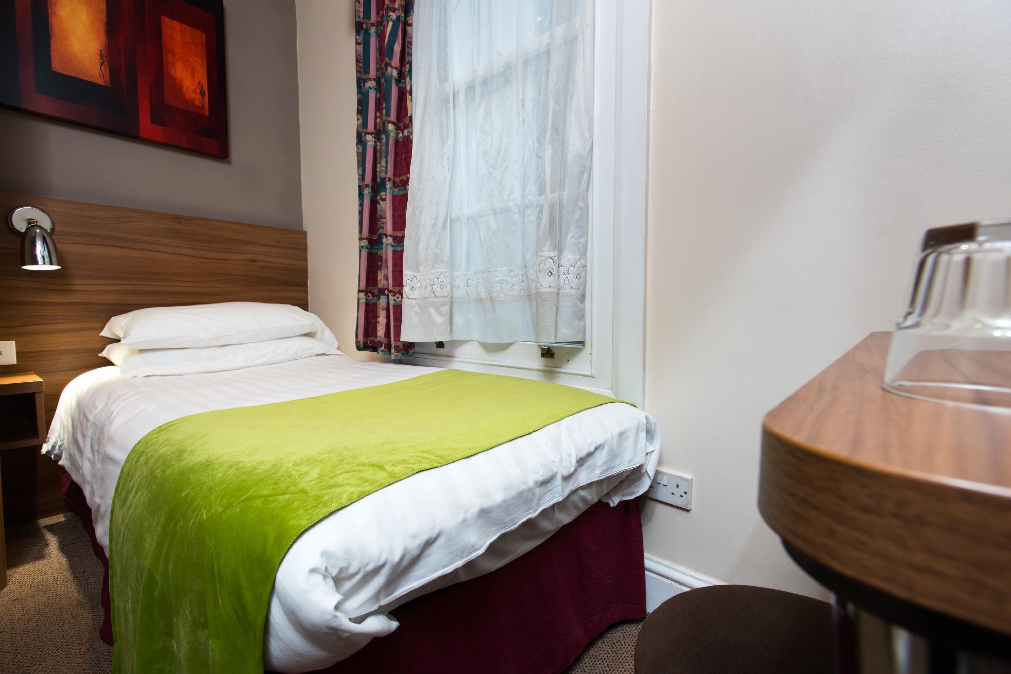 Dover Hotel - B&B Londra Esterno foto