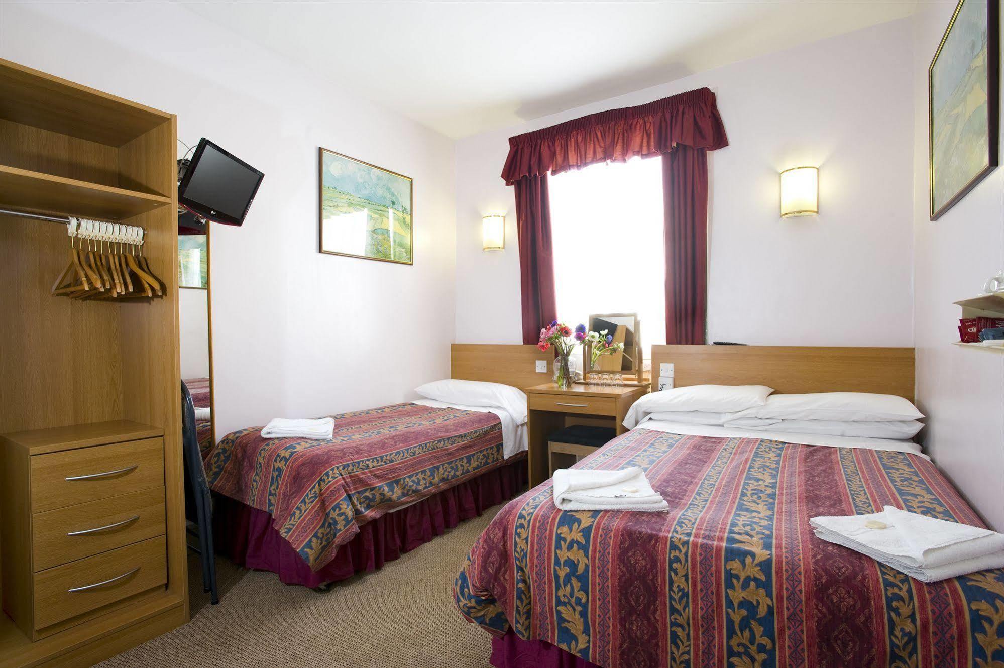Dover Hotel - B&B Londra Esterno foto