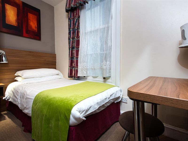 Dover Hotel - B&B Londra Esterno foto